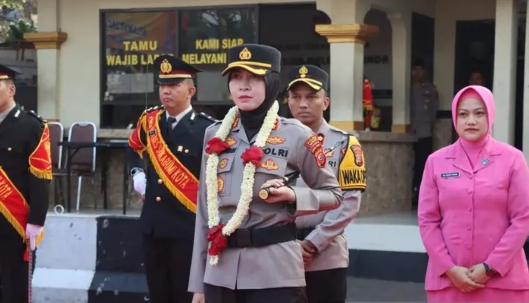 Tongkat Komando Kapolres Makelengka Kini Di Pegang AKBP Rita Suwadi